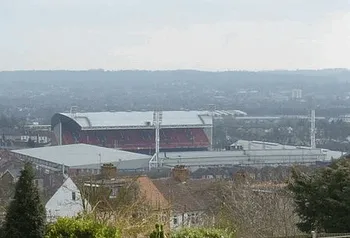 Alt text cho ảnh Selhurst Park
