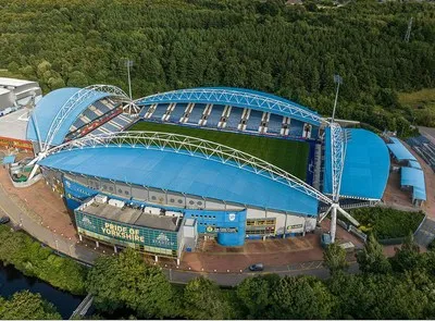 Ảnh chụp từ trên cao sân John Smith's Stadium