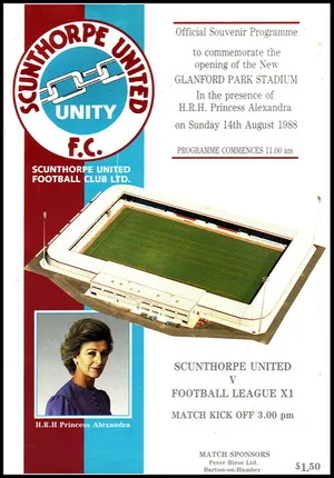 Biểu tượng và màu áo đấu truyền thống của câu lạc bộ Scunthorpe United, biệt danh &quot;The Iron&quot;