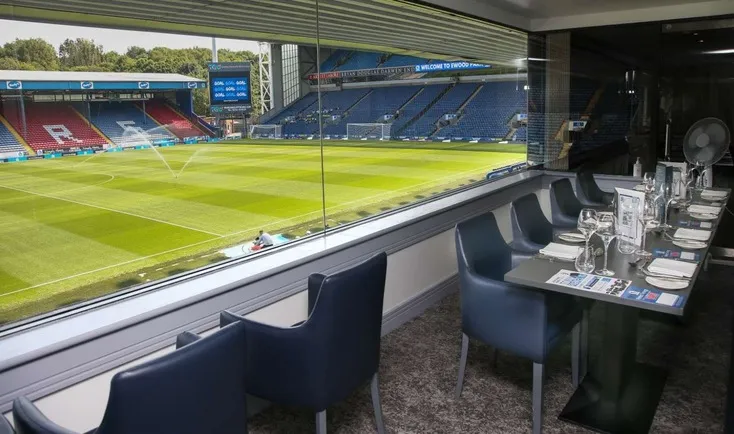 Các gói dịch vụ Hospitality cao cấp tại Sân Ewood Park của Blackburn Rovers