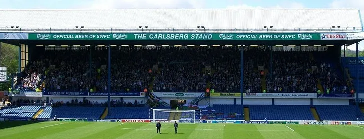 Khán đài West Stand hay Leppings Lane End tại sân Hillsborough