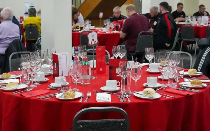 Khu vực hospitality tại Alexandra Stadium, được thiết kế sang trọng để phục vụ các sự kiện và trải nghiệm đặc biệt