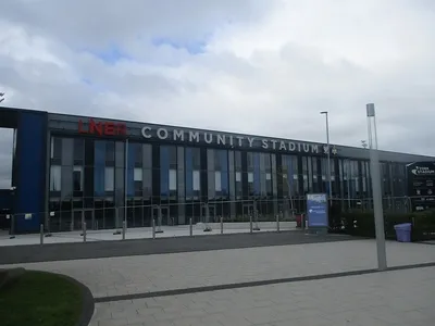 Toàn cảnh sân LNER Community Stadium tại Monks Cross, York