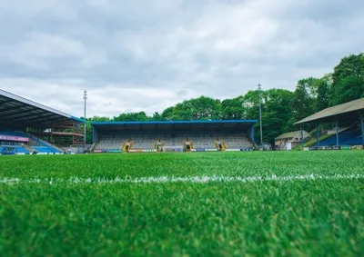 Toàn cảnh sân vận động The Shay, sân nhà của FC Halifax Town và Halifax Panthers, biểu tượng bóng đá cộng đồng Anh