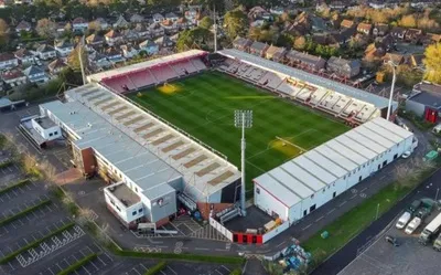 Toàn cảnh trên không sân vận động Vitality Stadium, thánh địa của AFC Bournemouth tại Ngoại Hạng Anh.