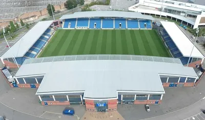 Tổng quan từ trên cao sân vận động SMH Group của Chesterfield FC