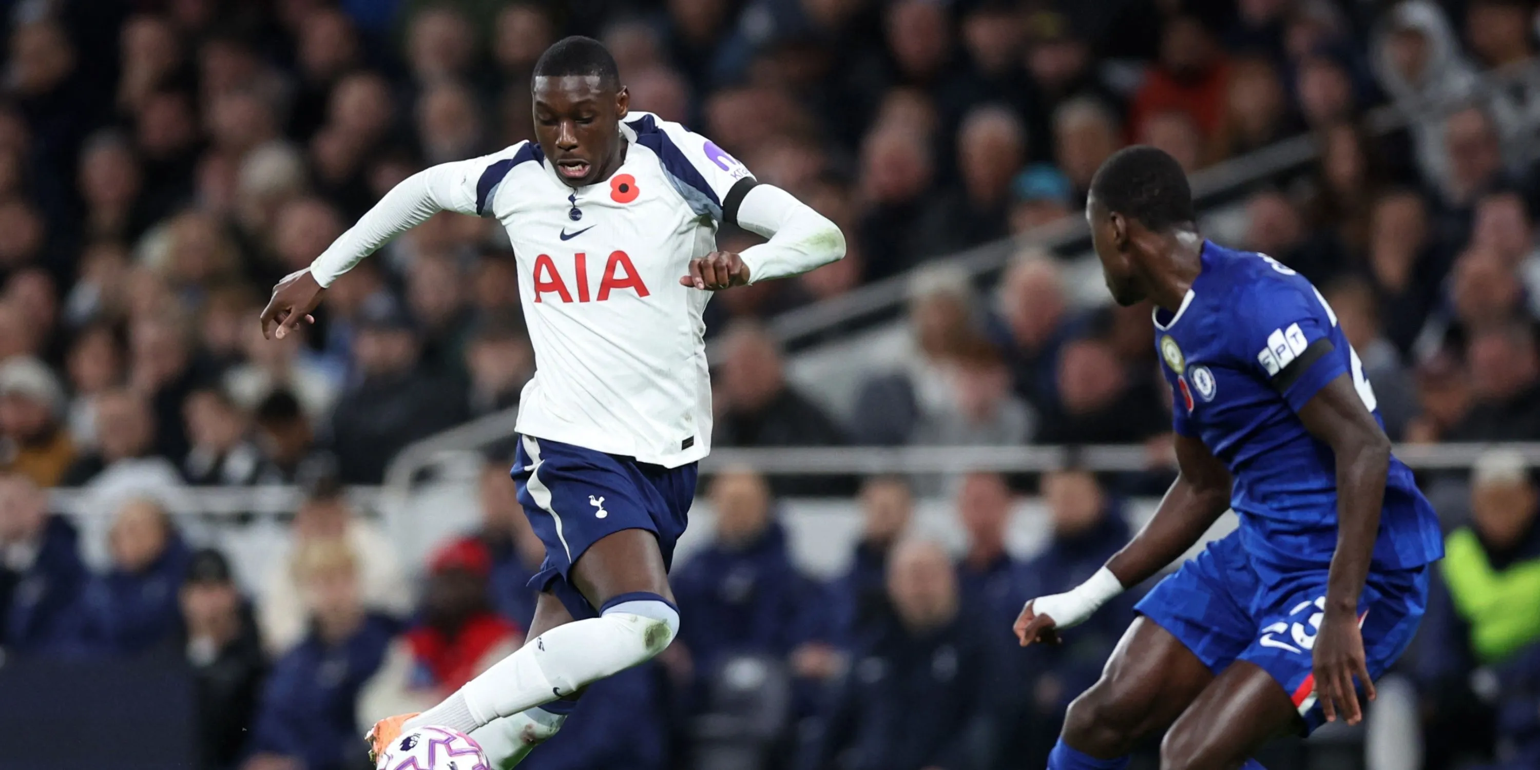 Kolo Muani khoác áo Tottenham
