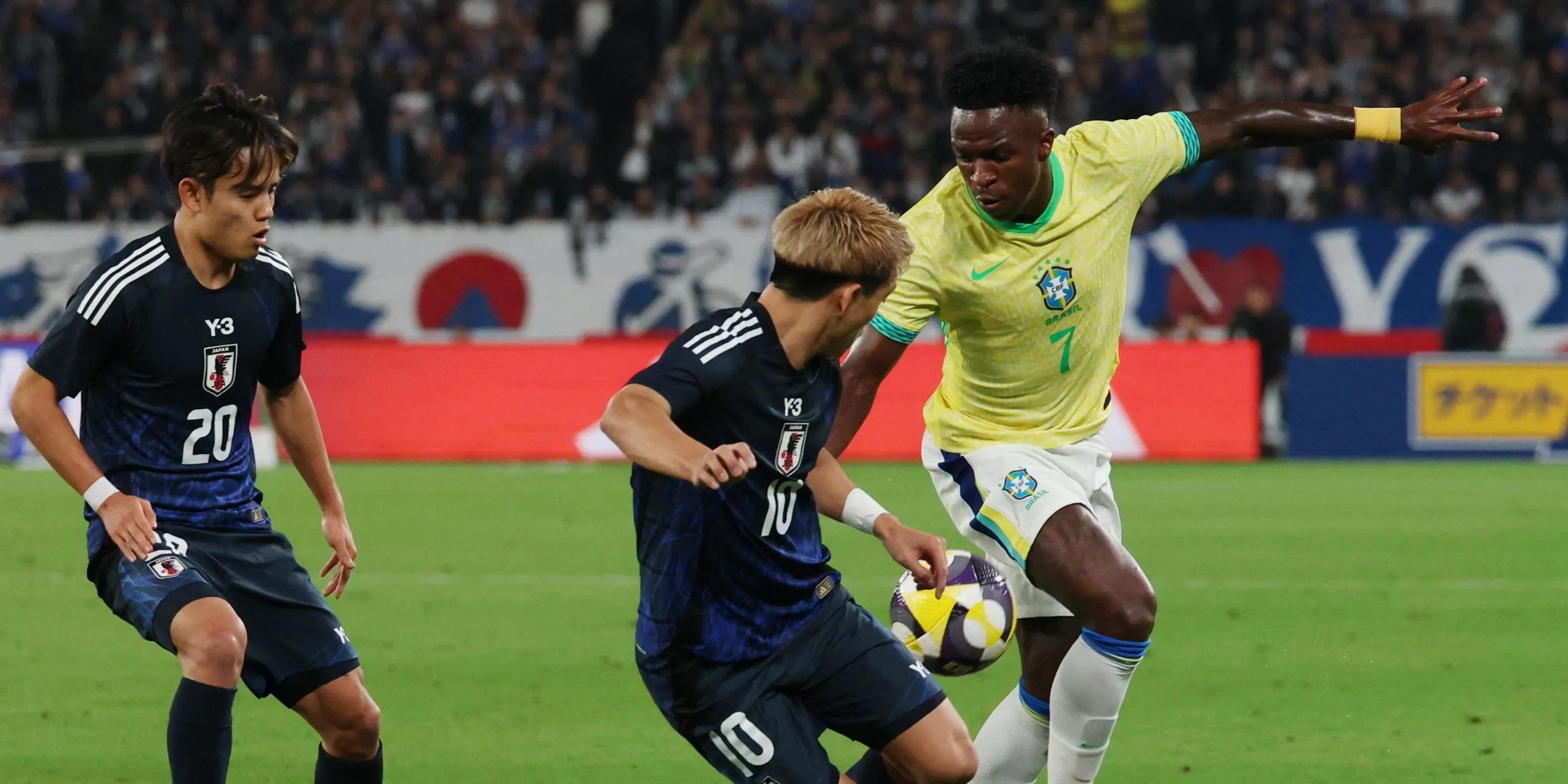 Vinicius Junior trong một thời kỳ căng thẳng, cân nhắc lựa chọn rời Real Madrid để tìm kiếm tương lai mới