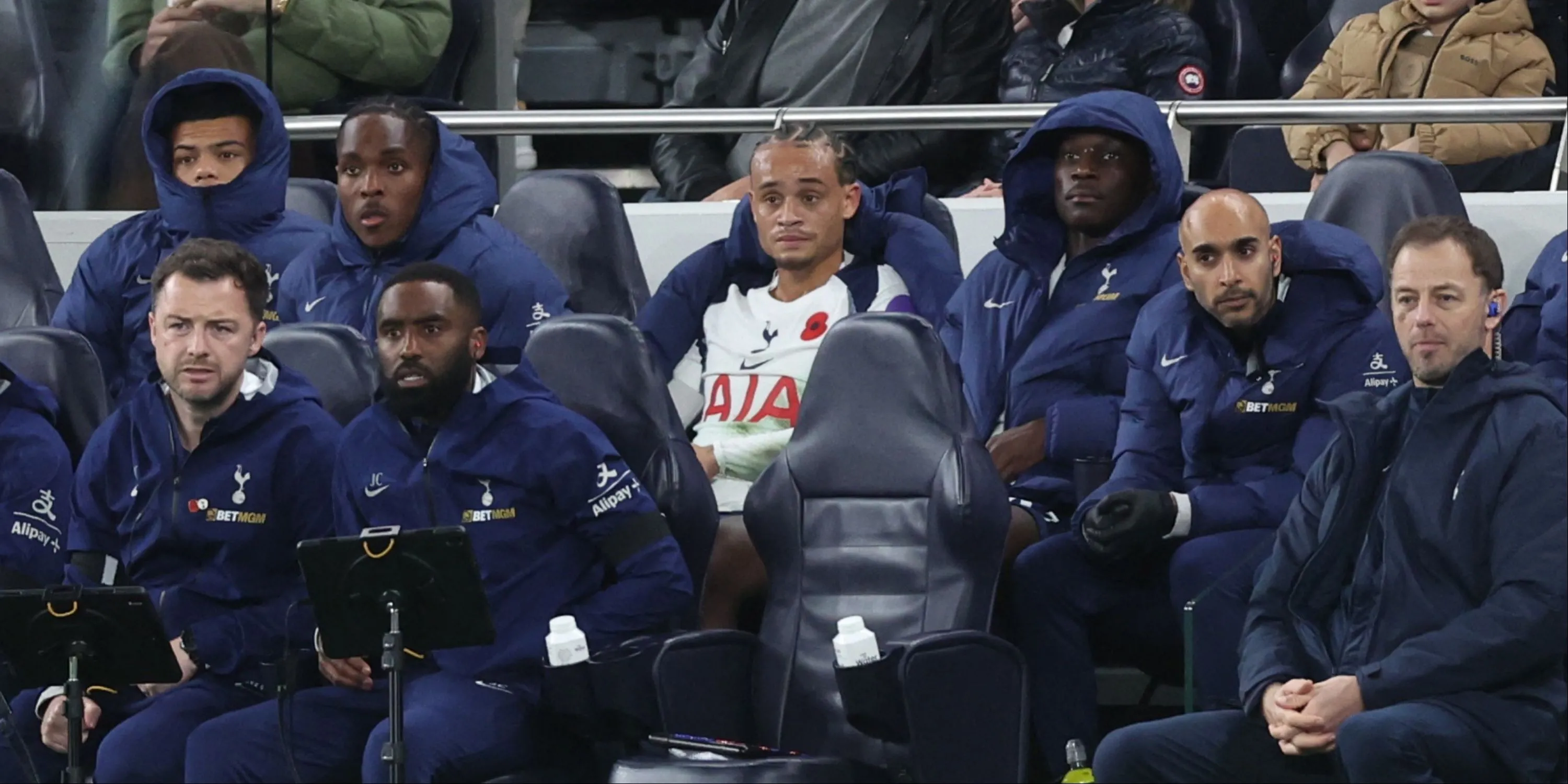 Xavi Simons trong màu áo Tottenham